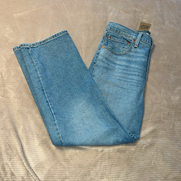 Women's Levi's Ribcage Straight Ankle Jeans Size 30 NWT - Picture 6 of 7